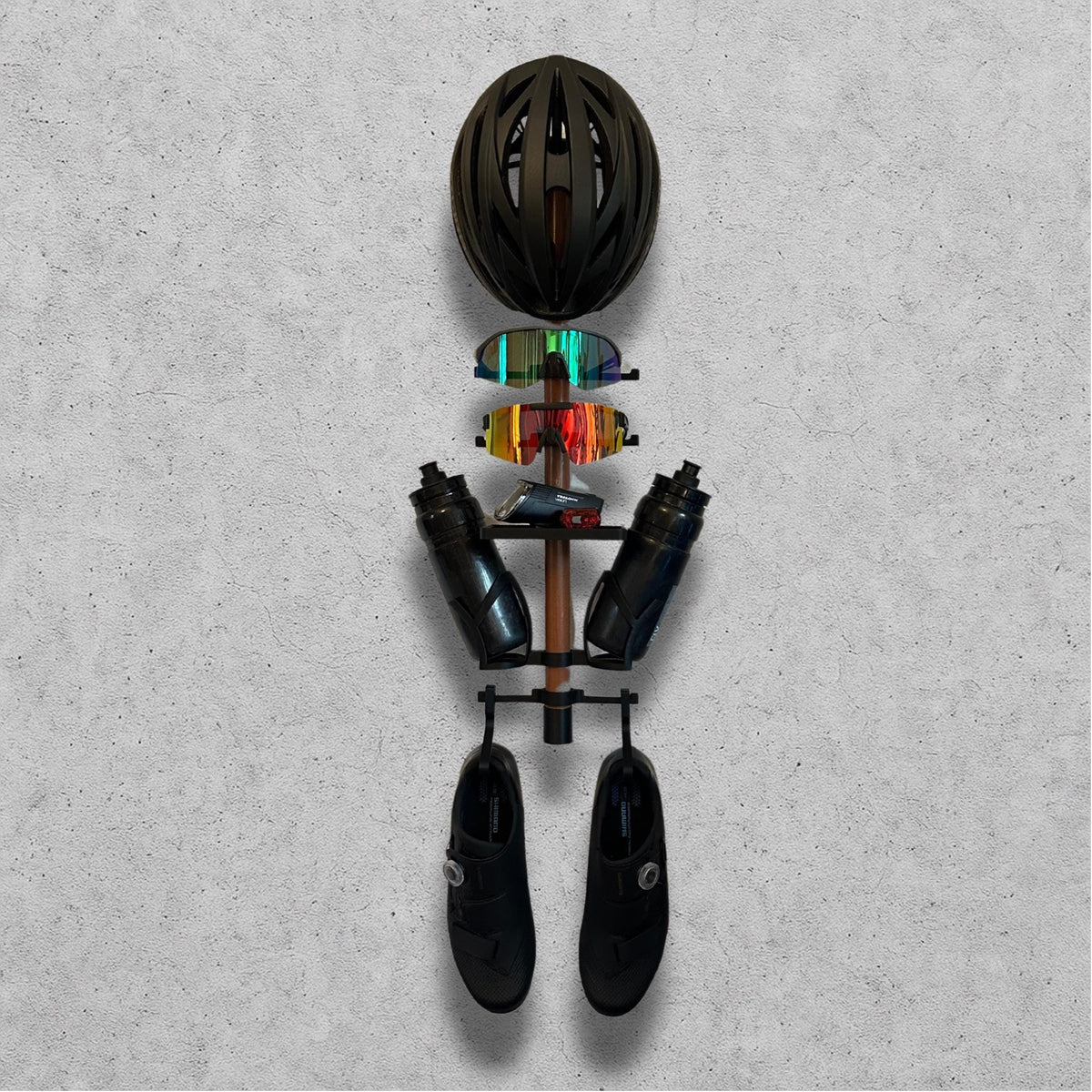 Radsport Wandhalter mit Kirschholz | Fahrrad Zubehör Organizer für Helm, Brillen, Radschuhe & Trinkflaschen | Rennrad Geschenk
