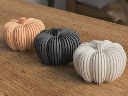 Halloween-Kürbis aus PLA mit LED-Teelichtfach, gerippte Deko